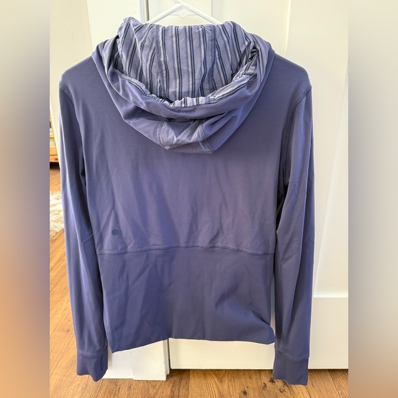 Lululemon reversible zip up hoodie - Picture 4 of 4